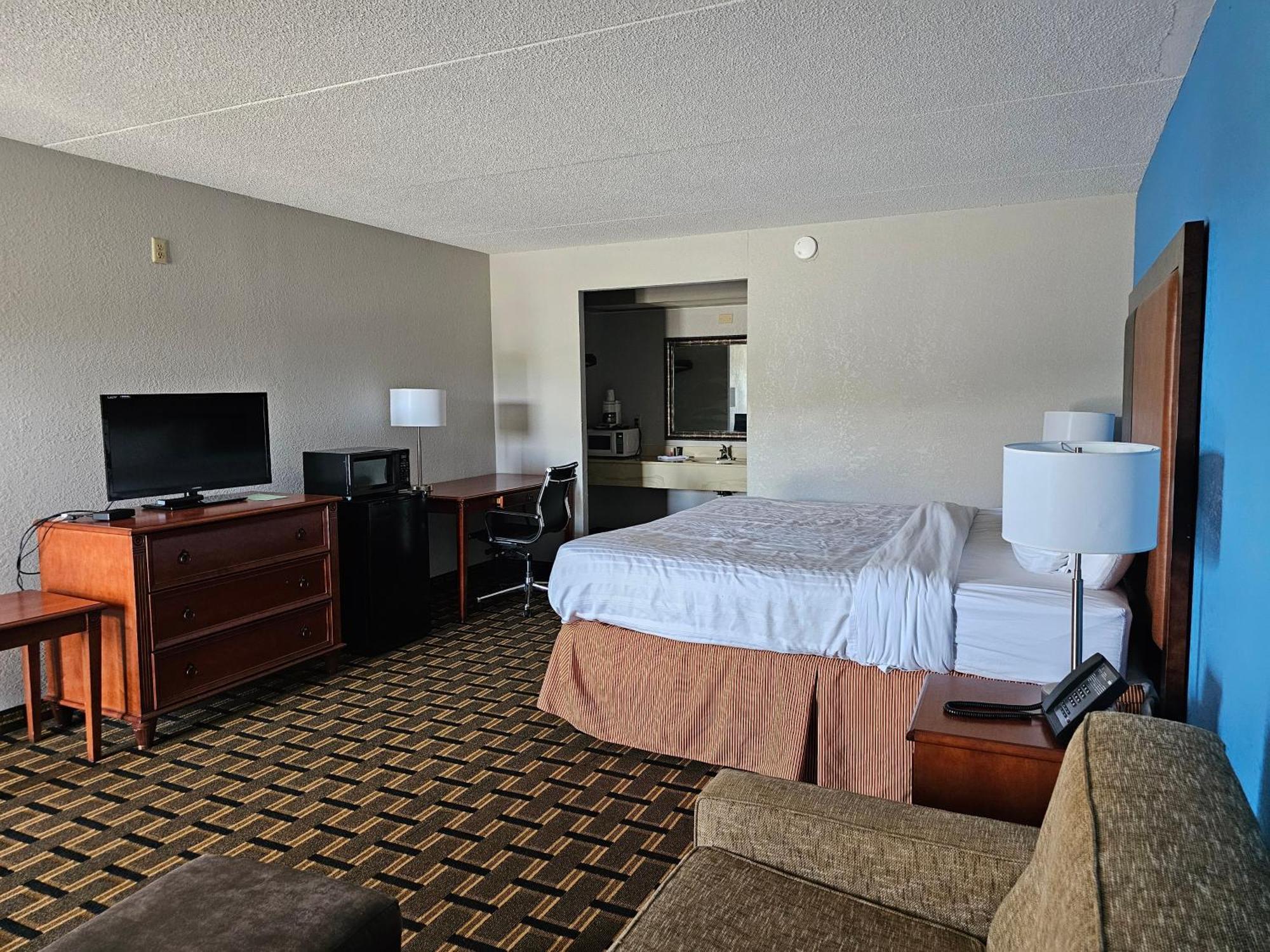 Relax Inn By Oyo Greeneville Near Hwy Us-321 Экстерьер фото