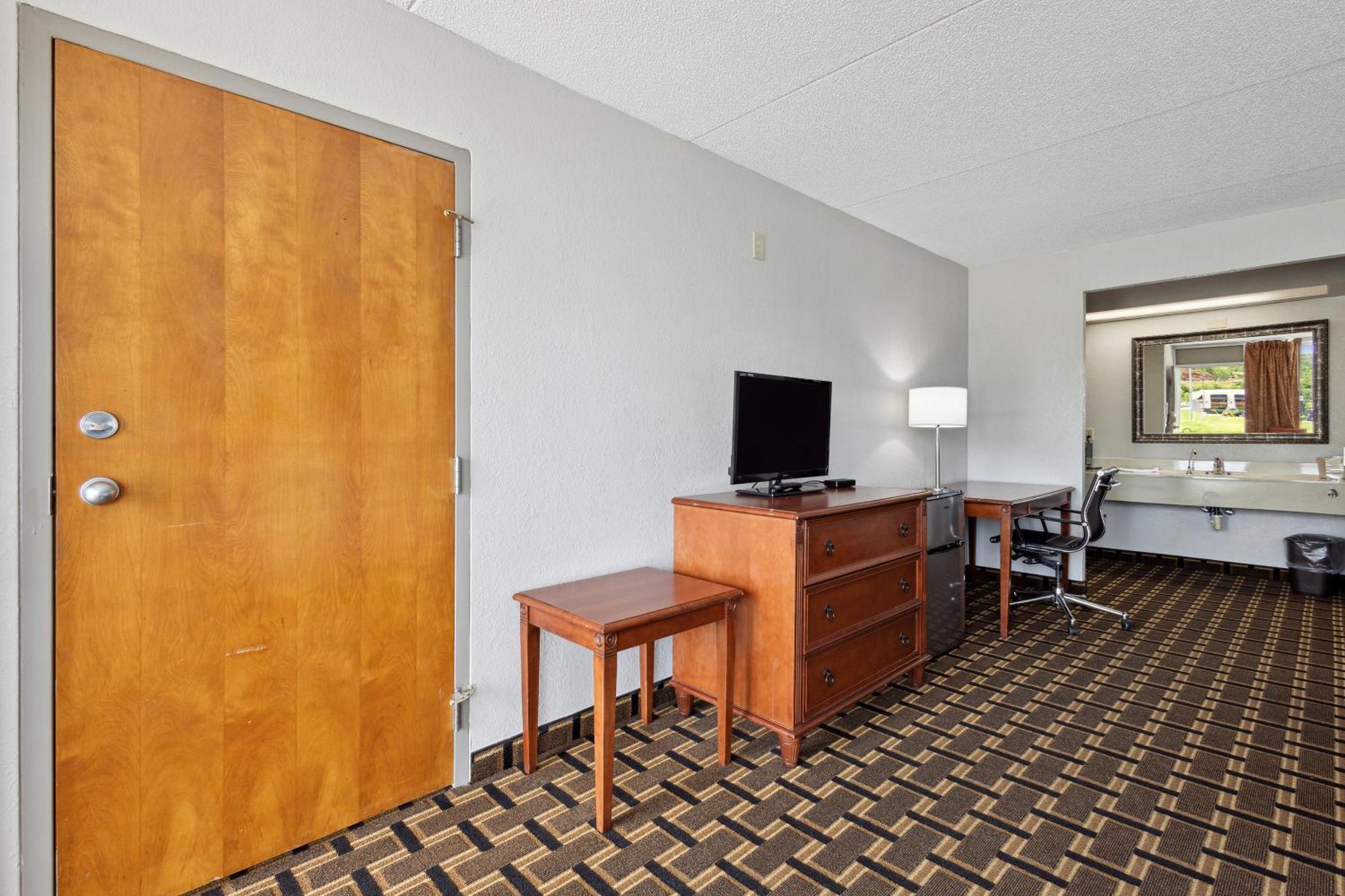 Relax Inn By Oyo Greeneville Near Hwy Us-321 Экстерьер фото